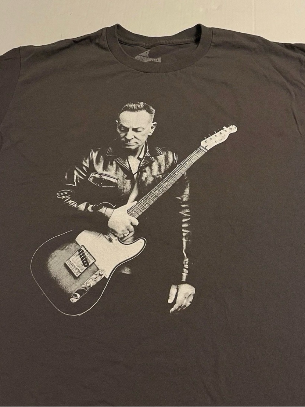 Bruce Springsteen 2024 Concert Tour E Street Band T-Shirt LARGE Music Rock Album